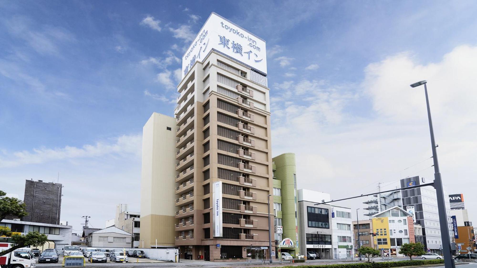 Toyoko Inn Toyohashi Eki Higashi Guchi Buitenkant foto