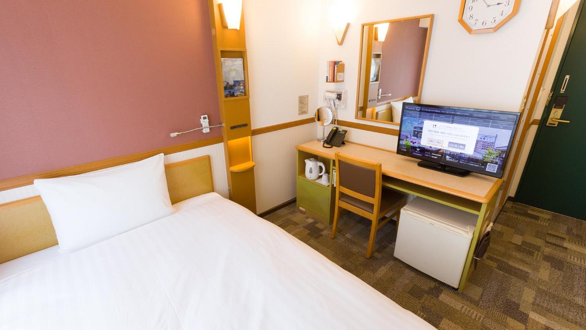 Toyoko Inn Toyohashi Eki Higashi Guchi Buitenkant foto